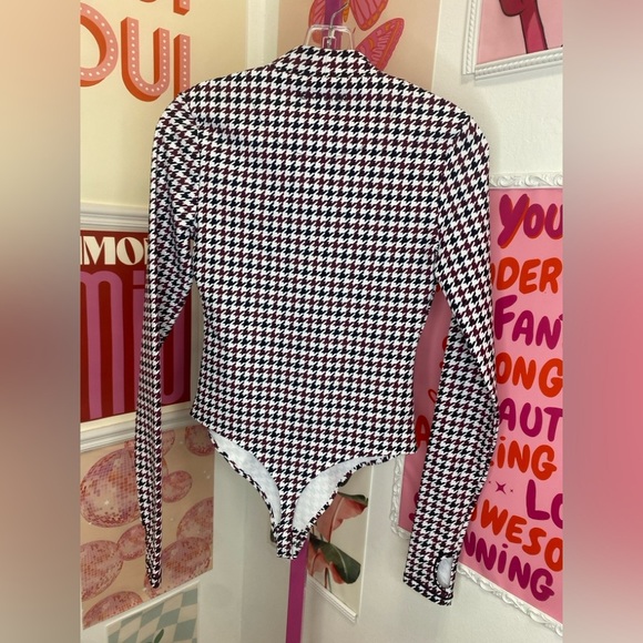 Bandier Brio Houndstooth Bodysuit NWT - Picture 5 of 9